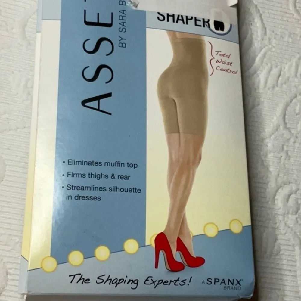 SPANX Assets High-Waist Mid Thigh Shaper in Nude. NWT. Size 2